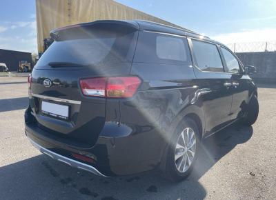 Фото Kia Carnival