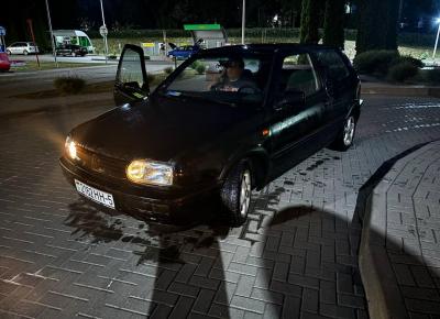 Фото Volkswagen Golf