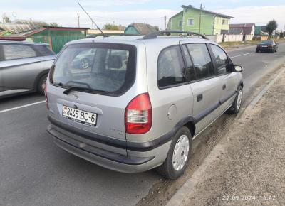 Фото Opel Zafira