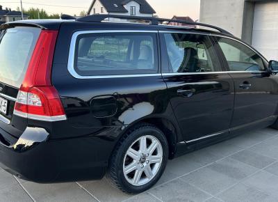 Фото Volvo V70