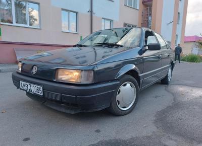 Фото Volkswagen Passat, 1990 год выпуска, с двигателем Бензин, 5 939 BYN в г. Ошмяны