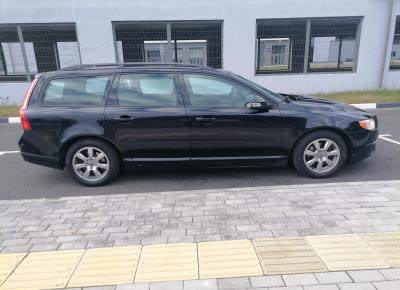 Фото Volvo V70