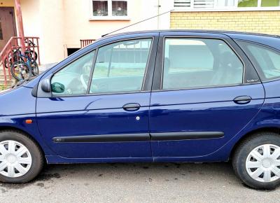 Фото Renault Scenic