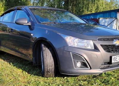 Фото Chevrolet Cruze