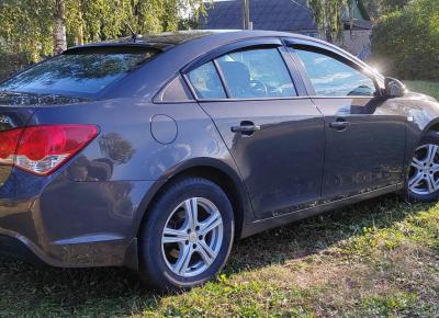 Фото Chevrolet Cruze