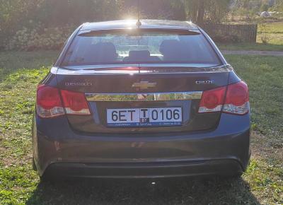 Фото Chevrolet Cruze