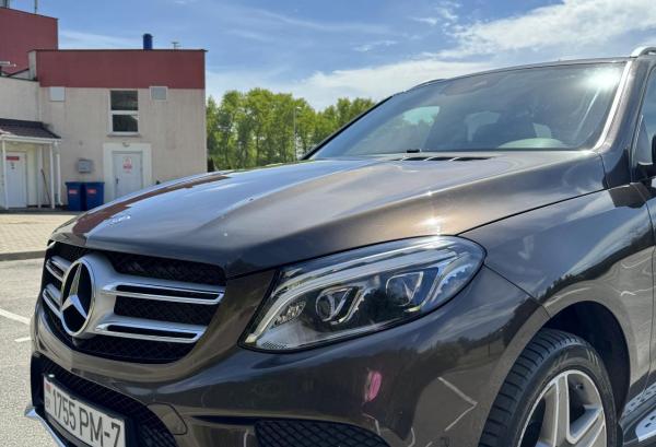 Mercedes-Benz GLE, 2015 год выпуска с двигателем Бензин, 116 768 BYN в г. Минск