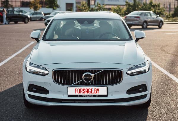 Volvo S90, 2020 год выпуска с двигателем Бензин, 113 297 BYN в г. Минск