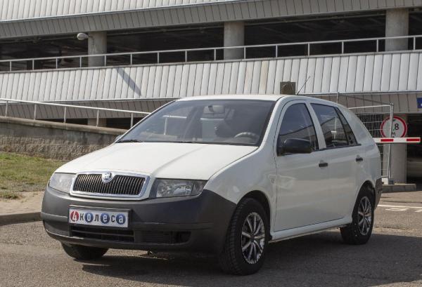 Skoda Fabia, 2004 год выпуска с двигателем Бензин, 11 095 BYN в г. Минск