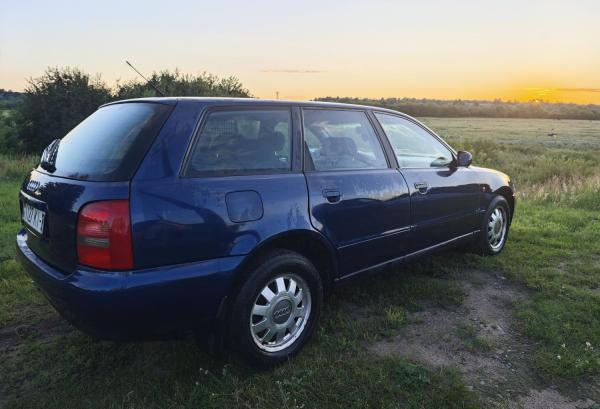 Audi A4, 1998 год выпуска с двигателем Газ/бензин, 14 254 BYN в г. Могилёв