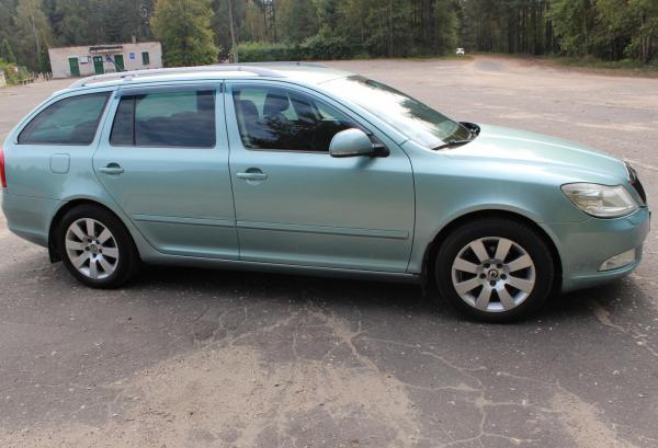 Skoda Octavia, 2009 год выпуска с двигателем Бензин, 25 514 BYN в г. Новополоцк