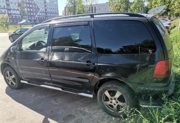 Volkswagen Sharan, 2000 год выпуска с двигателем Бензин, 14 160 BYN в г. Витебск