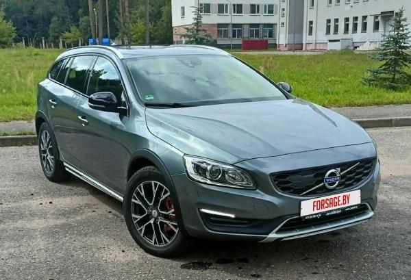 Volvo V60 Cross Country, 2018 год выпуска с двигателем Дизель, 68 000 BYN в г. Новополоцк