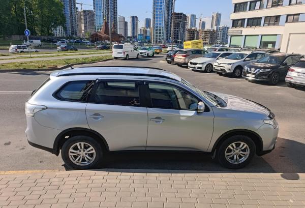 Mitsubishi Outlander, 2014 год выпуска с двигателем Бензин, 43 401 BYN в г. Минск