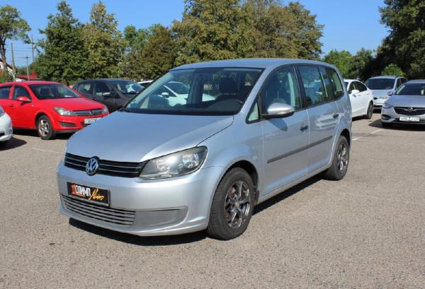 Volkswagen Touran, 2010 год выпуска с двигателем Дизель, 36 154 BYN в г. Гродно