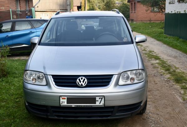 Volkswagen Touran, 2005 год выпуска с двигателем Дизель, 23 469 BYN в г. Минск