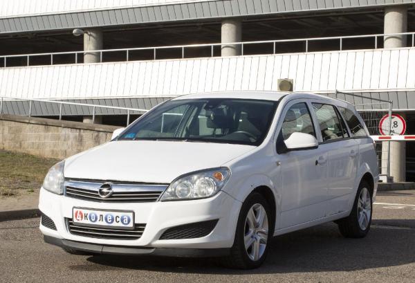 Opel Astra, 2009 год выпуска с двигателем Дизель, 18 866 BYN в г. Минск