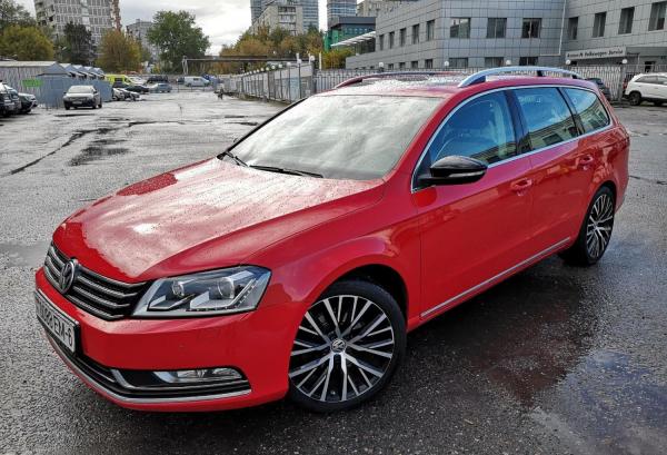 Volkswagen Passat, 2012 год выпуска с двигателем Бензин, 38 097 BYN в г. Могилёв