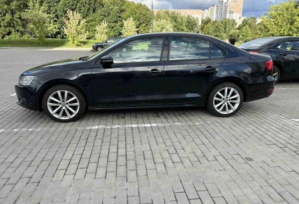 Volkswagen Jetta, 2013 год выпуска с двигателем Бензин, 29 577 BYN в г. Минск