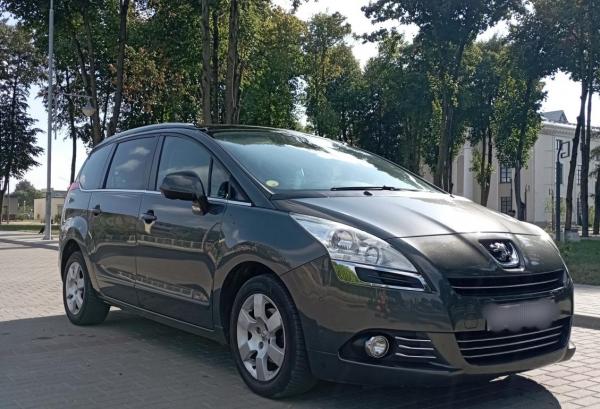 Peugeot 5008, 2012 год выпуска с двигателем Дизель, 35 367 BYN в г. Скидель