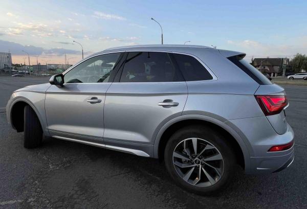 Audi Q5, 2021 год выпуска с двигателем Гибрид, 134 717 BYN в г. Минск