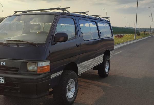 Toyota HiAce, 1991 год выпуска с двигателем Дизель, 12 858 BYN в г. Минск