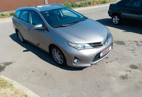 Toyota Auris, 2014 год выпуска с двигателем Дизель, 32 795 BYN в г. Минск