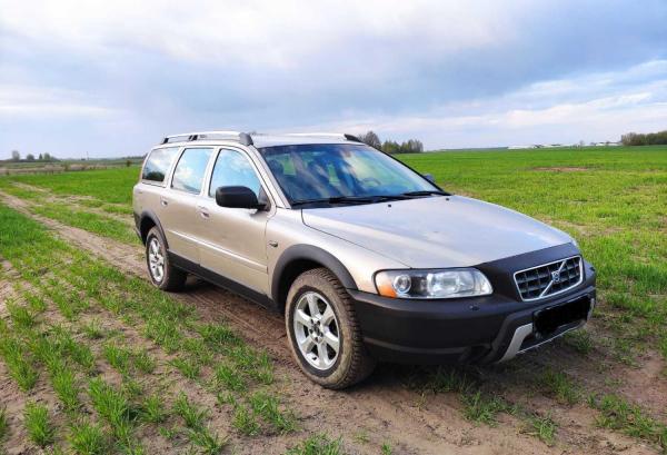 Volvo XC70, 2004 год выпуска с двигателем Газ/бензин, 27 368 BYN в г. Слуцк