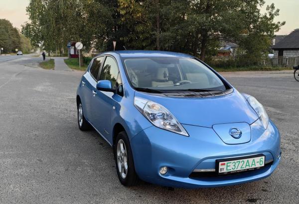 Nissan Leaf, 2011 год выпуска с двигателем Электро, 24 100 BYN в г. Осиповичи