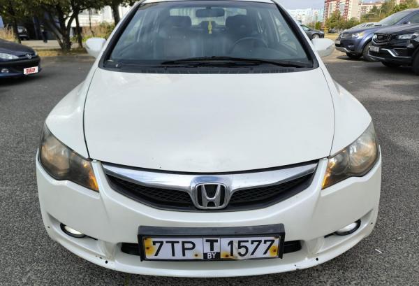 Honda Civic, 2009 год выпуска с двигателем Гибрид, 16 063 BYN в г. Минск