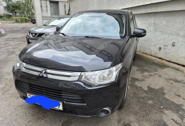 Mitsubishi Outlander, 2014 год выпуска с двигателем Бензин, 48 152 BYN в г. Минск