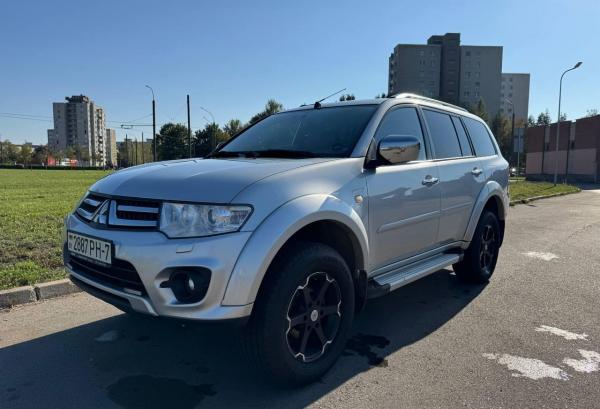 Mitsubishi Pajero Sport, 2015 год выпуска с двигателем Бензин, 64 202 BYN в г. Минск