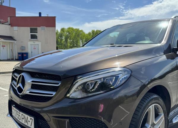 Mercedes-Benz GLE, 2015 год выпуска с двигателем Бензин, 116 768 BYN в г. Минск