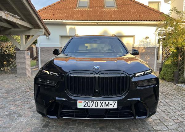 BMW X7, 2022 год выпуска с двигателем Дизель, 482 235 BYN в г. Минск