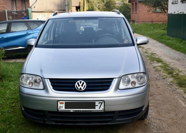 Volkswagen Touran, 2005 год выпуска с двигателем Дизель, 23 469 BYN в г. Минск