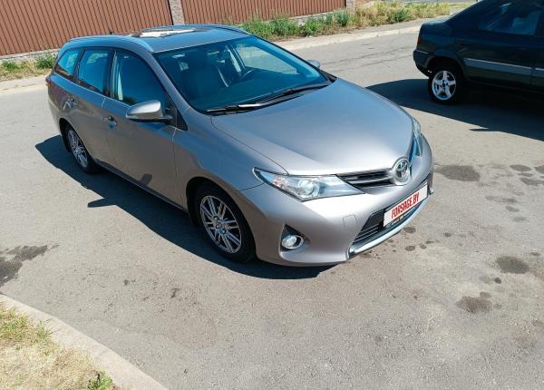 Toyota Auris, 2014 год выпуска с двигателем Дизель, 32 795 BYN в г. Минск