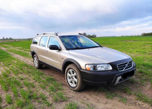 Volvo XC70, 2004 год выпуска с двигателем Газ/бензин, 27 368 BYN в г. Слуцк