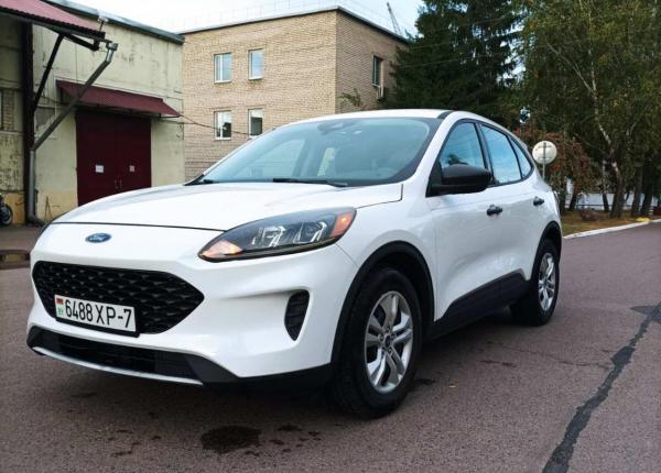 Ford Escape, 2020 год выпуска с двигателем Бензин, 62 460 BYN в г. Минск