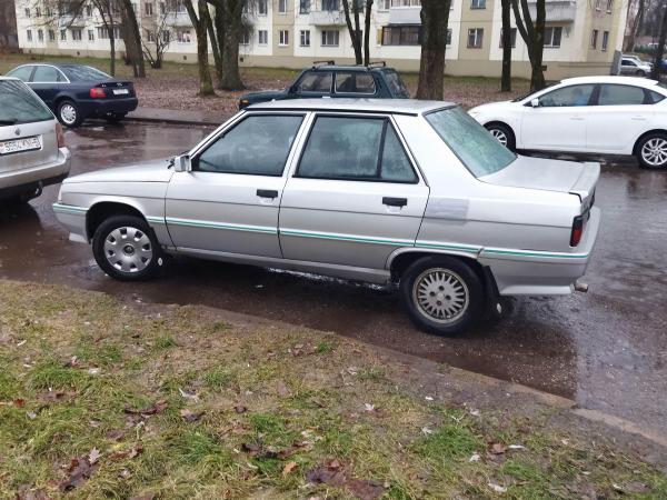 Renault 9, 1987 год выпуска с двигателем Бензин, 3 172 BYN в г. Минск