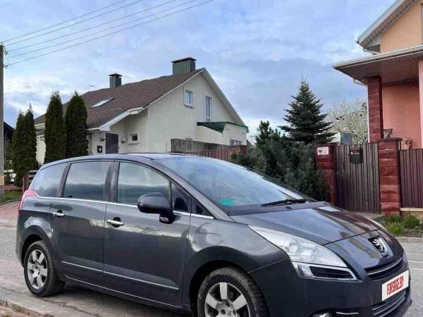 Peugeot 5008, 2012 год выпуска с двигателем Дизель, 34 417 BYN в г. Минск