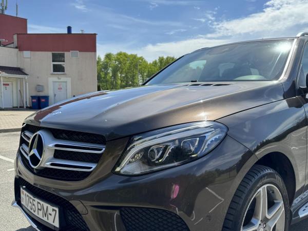 Mercedes-Benz GLE, 2015 год выпуска с двигателем Бензин, 116 768 BYN в г. Минск