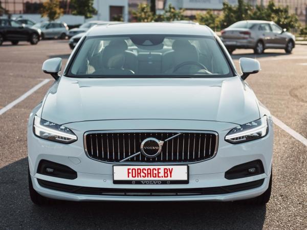 Volvo S90, 2020 год выпуска с двигателем Бензин, 113 297 BYN в г. Минск