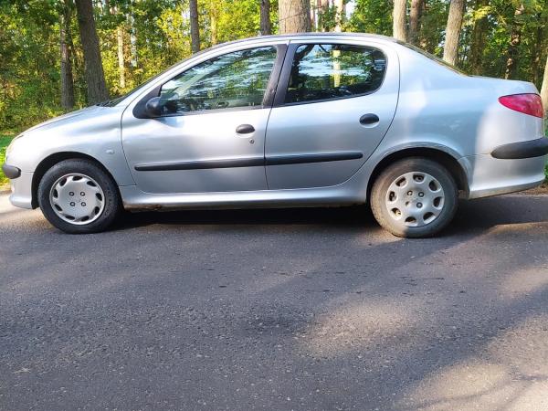 Peugeot 206, 2009 год выпуска с двигателем Бензин, 11 713 BYN в г. Браслав