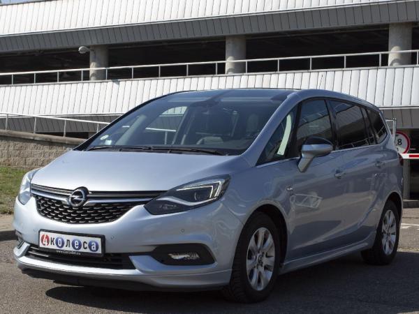 Opel Zafira, 2018 год выпуска с двигателем Дизель, 52 154 BYN в г. Минск