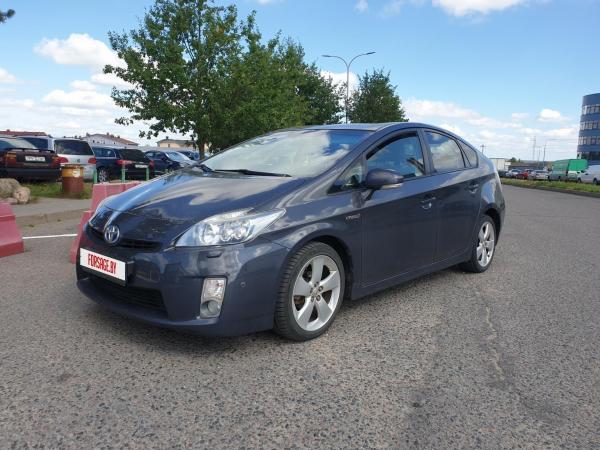 Toyota Prius, 2010 год выпуска с двигателем Гибрид, 36 269 BYN в г. Минск