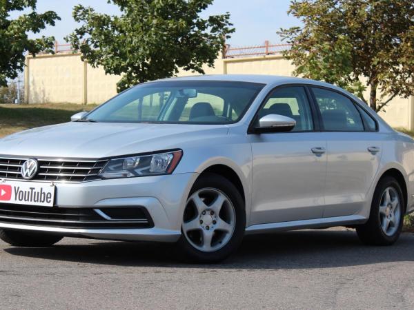 Volkswagen Passat, 2017 год выпуска с двигателем Бензин, 51 489 BYN в г. Минск