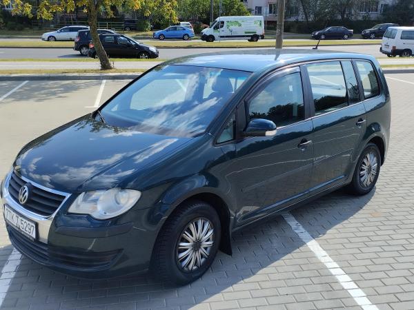 Volkswagen Touran, 2007 год выпуска с двигателем Газ/бензин, 19 467 BYN в г. Минск