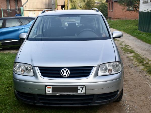 Volkswagen Touran, 2005 год выпуска с двигателем Дизель, 23 469 BYN в г. Минск