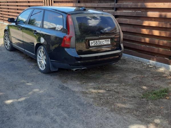 Volvo V50, 2008 год выпуска с двигателем Бензин, 19 289 BYN в г. Пинск