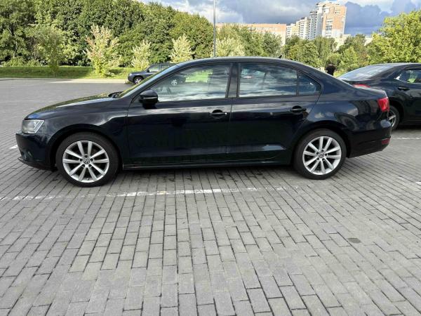 Volkswagen Jetta, 2013 год выпуска с двигателем Бензин, 29 577 BYN в г. Минск